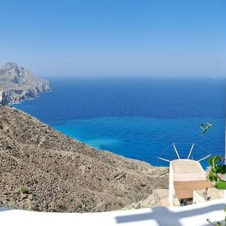 Anemos Guest House Karpathos Olympos  エクステリア 写真